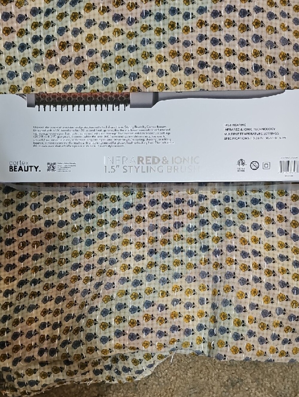 Cortex Beauty Infrared & Ionic 1.5" Styling Brush - Gray & Red Barrel - Picture 2 of 4